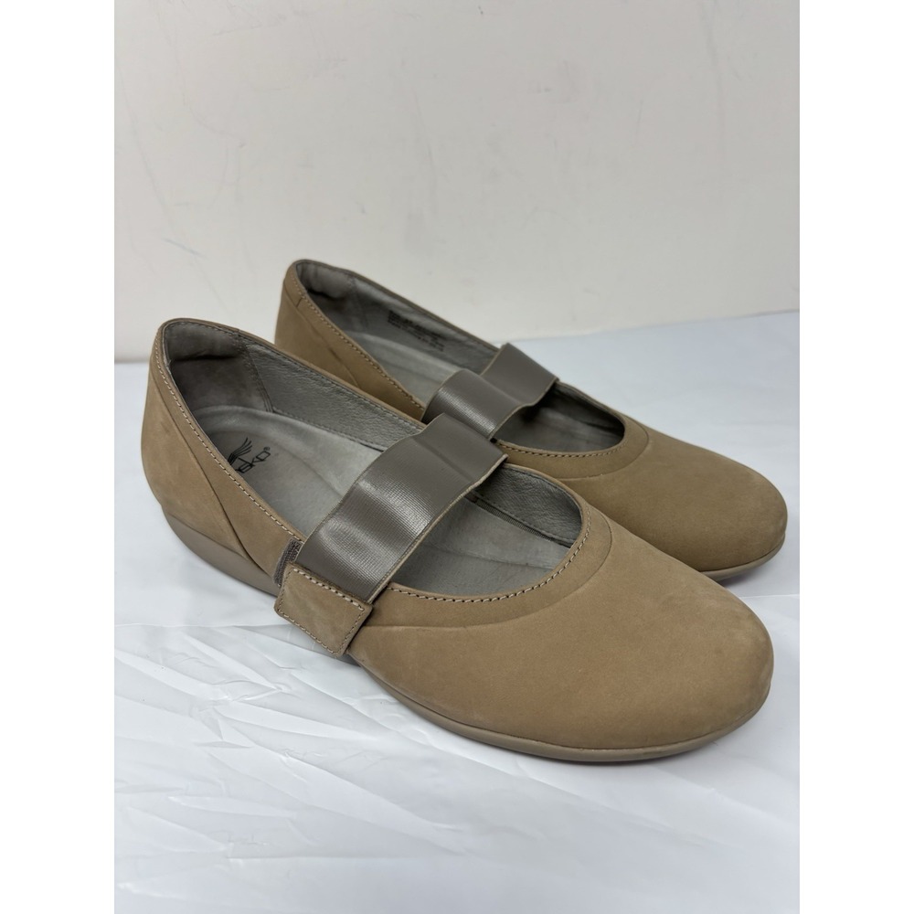 DANSKO Kendra Taupe Milled Nubuck Mary Jene Flats Size 37